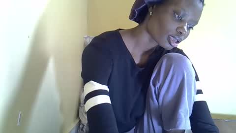 lovelymee2 online show from October 2025 07:03:02 AM