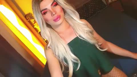 lovelymiss_shyna11 online show from April 2026 08:45:01 AM