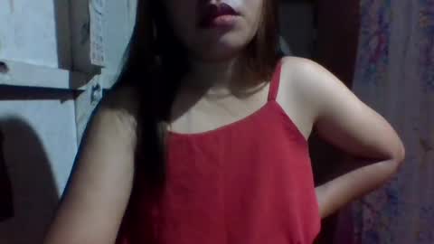 Snapshot of lovelymocha27 chatting on December 2024 08:29:01 PM lovelymocha27s online show from December 2024 08:29:01 PM