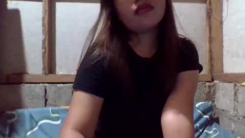 Snapshot of lovelymocha27 chatting on December 2024 10:19:02 AM lovelymocha27s online show from December 2024 10:19:02 AM