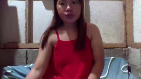 Snapshot of lovelymocha27 chatting on December 2024 04:05:02 AM lovelymocha27s online show from December 2024 04:05:02 AM