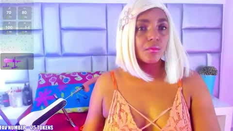 Nicky online show from November 2025 01:43:01 PM