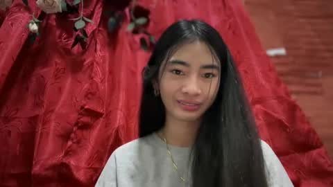 lovelyours_kishia online show from May 2026 06:05:02 PM