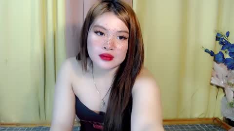 Snapshot of lovelyrhean chatting on February 2025 12:00:01 PM Rhean online show from February 2025 12:00:01 PM