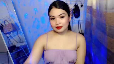 Snapshot of lovelyrhean chatting on May 2026 01:06:02 PM Rhean online show from May 2026 01:06:02 PM
