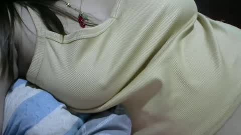 Snapshot of lovelyysabelle chatting on December 2024 09:45:02 AM Alex online show from December 2024 09:45:02 AM