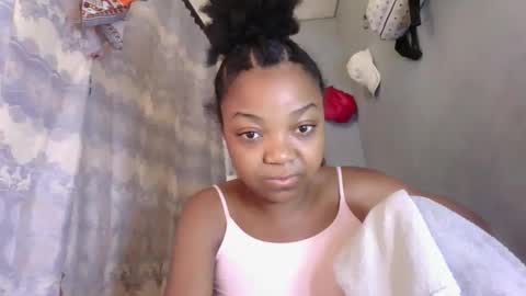 lovemarie08 online show from April 2026 05:23:01 AM