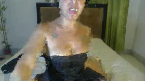 lovenlustxx online show from October 2025 06:03:01 AM