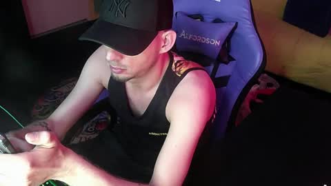 LoverBoy89HH online show from April 2026 01:59:01 PM