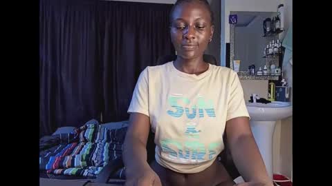 Kate online show from March 2025 06:52:01 PM