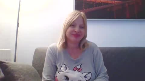 Marlyn online show from December 2024 11:10:02 PM