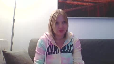 Marlyn online show from January 2025 08:00:01 PM