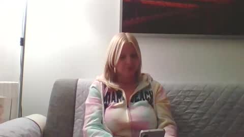 Marlyn online show from February 2026 09:15:02 PM