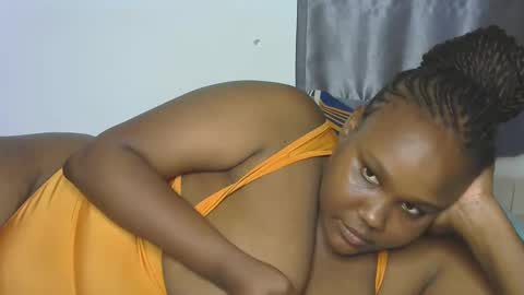 loveytiana online show from January 2026 05:27:02 PM