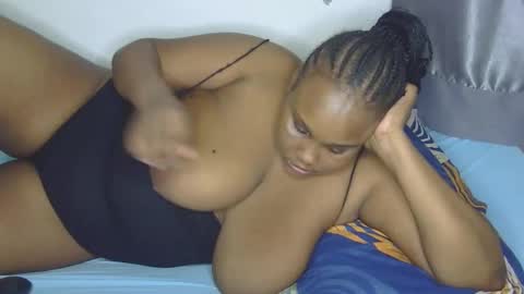 loveytiana online show from April 2026 07:07:02 PM