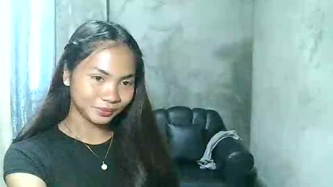 loving_rhean online show from March 2025 04:30:02 AM
