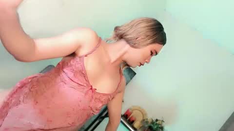 Snapshot of lovingmonaru969 chatting on May 2026 12:02:01 PM Lovingmonaru969 online show from May 2026 12:02:01 PM