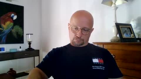 Snapshot of lrda49 chatting on July 2026 07:21:01 AM Espigle online show from July 2026 07:21:01 AM