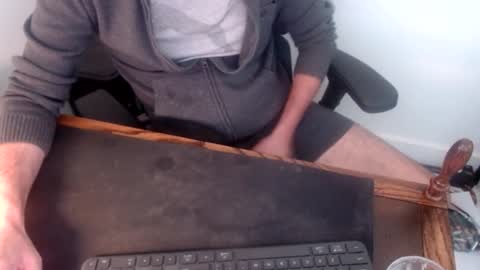 lreed090 online show from September 2025 06:19:02 PM