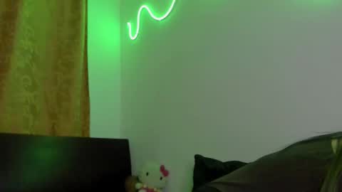 Jenn online show from March 2026 08:41:01 PM