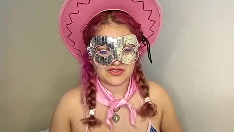 luana363 online show from December 2024 03:18:02 AM