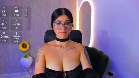 Luana online show from October 2025 12:06:01 PM