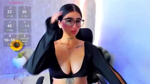 Snapshot of luanabonasx chatting on November 2025 12:05:02 PM Luana online show from November 2025 12:05:02 PM