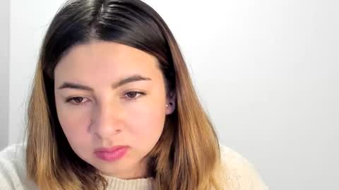 luara__01__lecat_1 online show from October 2025 01:38:01 AM