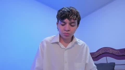 Lukas online show from December 2024 03:33:02 PM