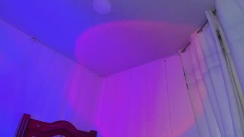 Lukas online show from October 2025 08:57:01 AM