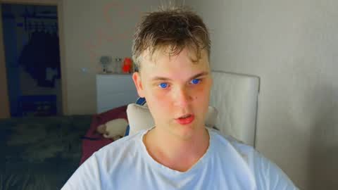 Snapshot of lucas_dany chatting on May 2026 07:09:02 PM Lucas Gill online show from May 2026 07:09:02 PM