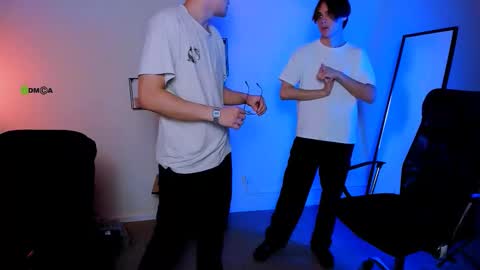 Snapshot of lucas_long_ chatting on September 2025 01:02:01 PM lucas_long_ online show from September 2025 01:02:01 PM