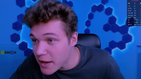 lucas_long_ online show from November 2025 09:53:02 AM