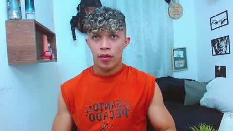 Lucas Luxx online show from November 2025 07:26:01 PM