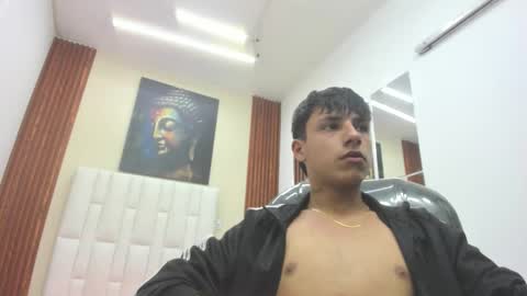  LUCAS RIVAS  online show from January 2026 10:23:01 PM