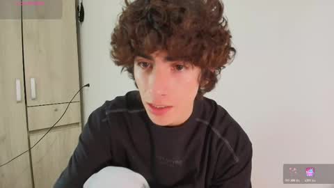 lucas_xo online show from November 2025 01:15:01 AM