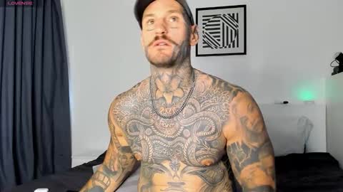 lucasexclusive online show from November 2025 06:56:02 AM