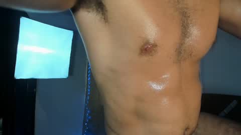 lucasgaeel online show from September 2025 03:27:02 PM