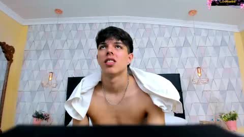 Lucasopry online show from April 2026 01:15:02 PM