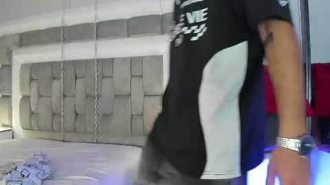 lucasthomson_ online show from July 2026 03:55:01 AM