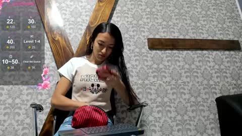 Snapshot of lucasymia_69 chatting on January 2025 12:11:02 PM MIA HOT online show from January 2025 12:11:02 PM