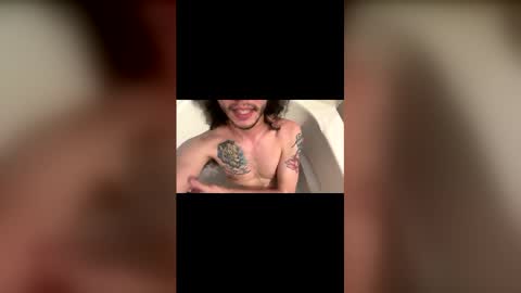 lucathelion online show from May 2026 10:03:01 PM