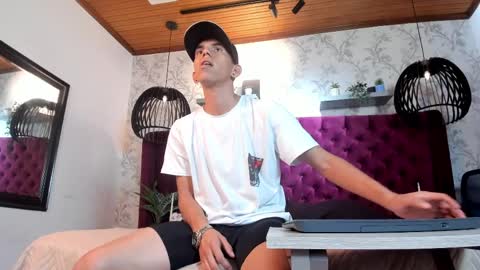 Lucca Moreti online show from April 2026 03:29:01 AM