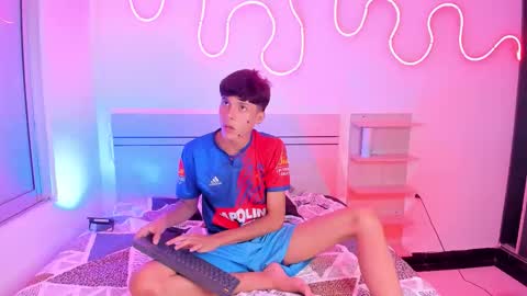 Luccas Ferreira online show from October 2025 07:14:01 PM