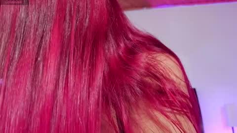 Luccy online show from April 2026 03:07:01 PM