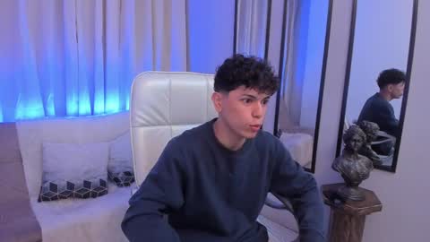 Lucho online show from April 2026 03:27:02 AM