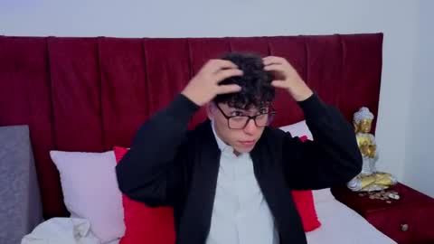 Lucho online show from April 2026 03:43:02 AM