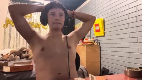 Felipe online show from February 2025 12:17:02 AM