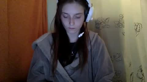 Luci Layne online show from April 2026 11:09:02 PM