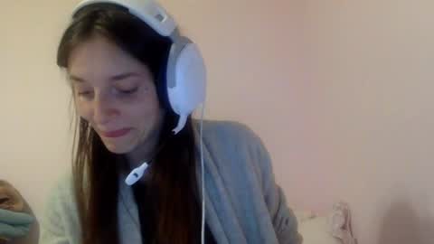 Luci Layne online show from August 2026 07:40:02 AM